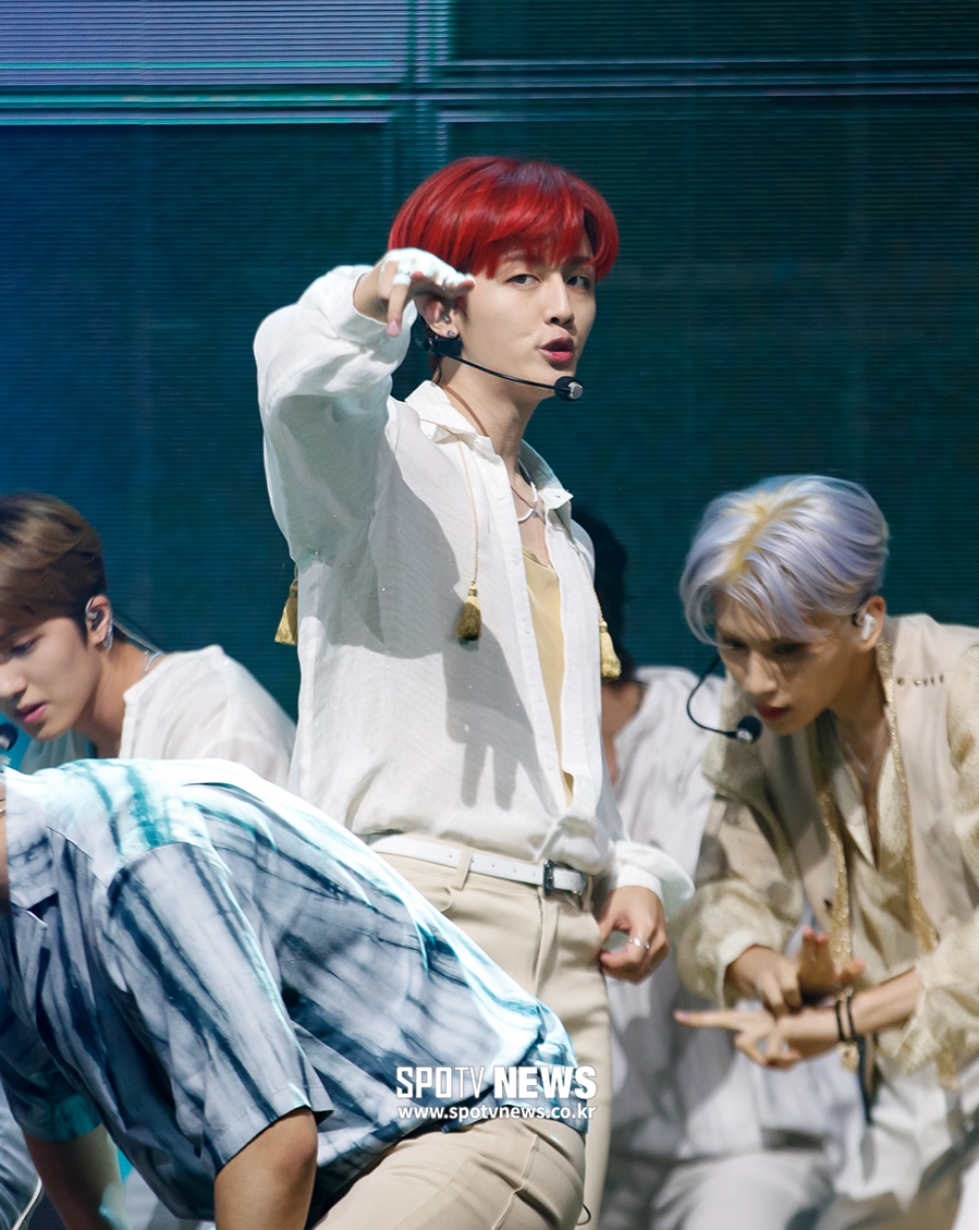 [포토S] SF9 영빈, 무대 압도