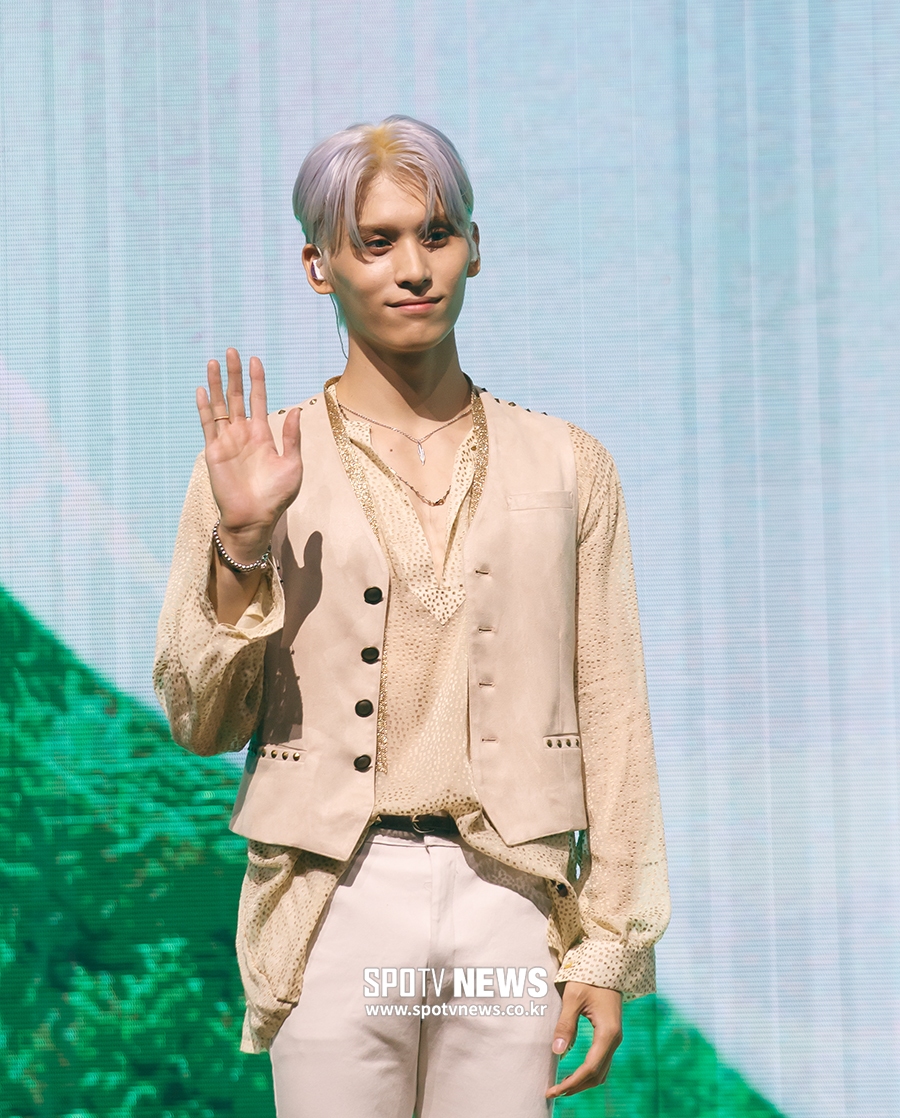 [포토S] SF9 유태양, 매력 풍기는 가벼운 미소