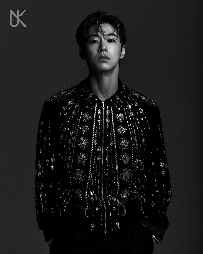 유노윤호, 데뷔 후 첫 단독 웹예능 도전…'워크맨' 고동완PD 만난다[공식]