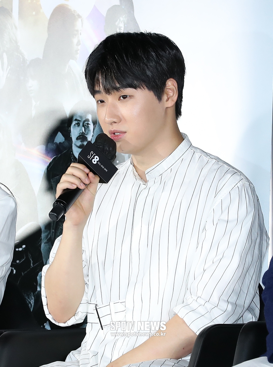 [포토S] 인사하는 배우 이다윗