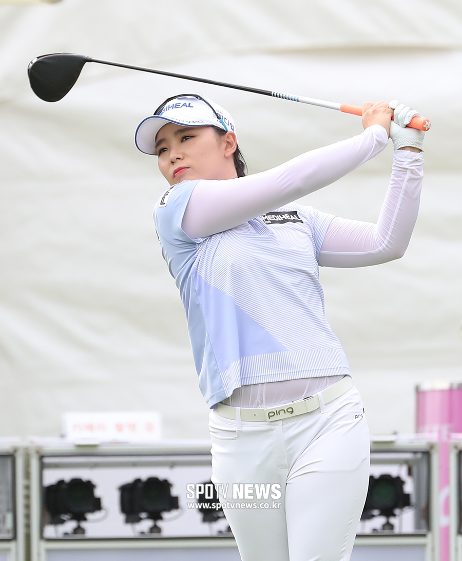 [포토S] 이다연, '티샷은 어디로'