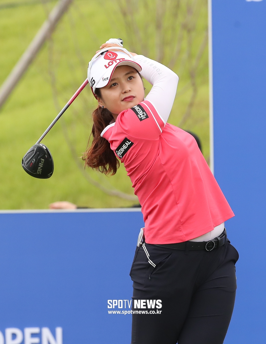 [포토S] 최혜진, 시크한 티샷