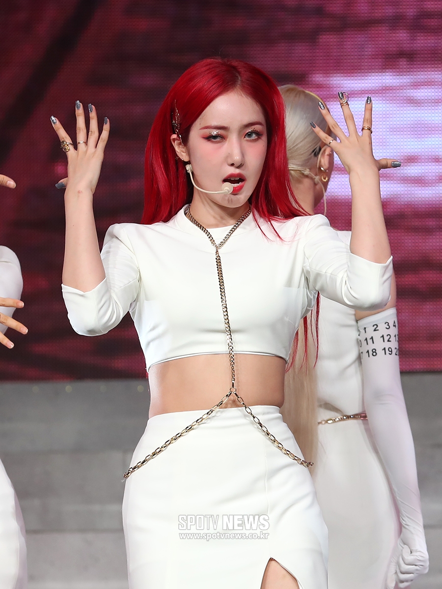 [포토S] 여자친구 신비, 강렬한 포스