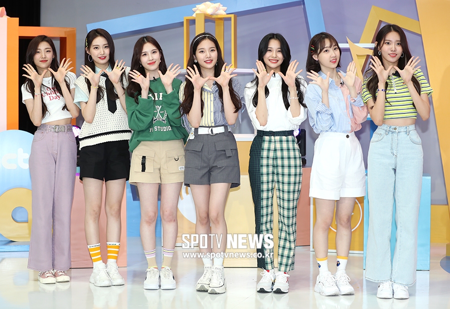 [포토S] 위클리, '에이핑크 동생 그룹, 언니들 닮아 청순해~'