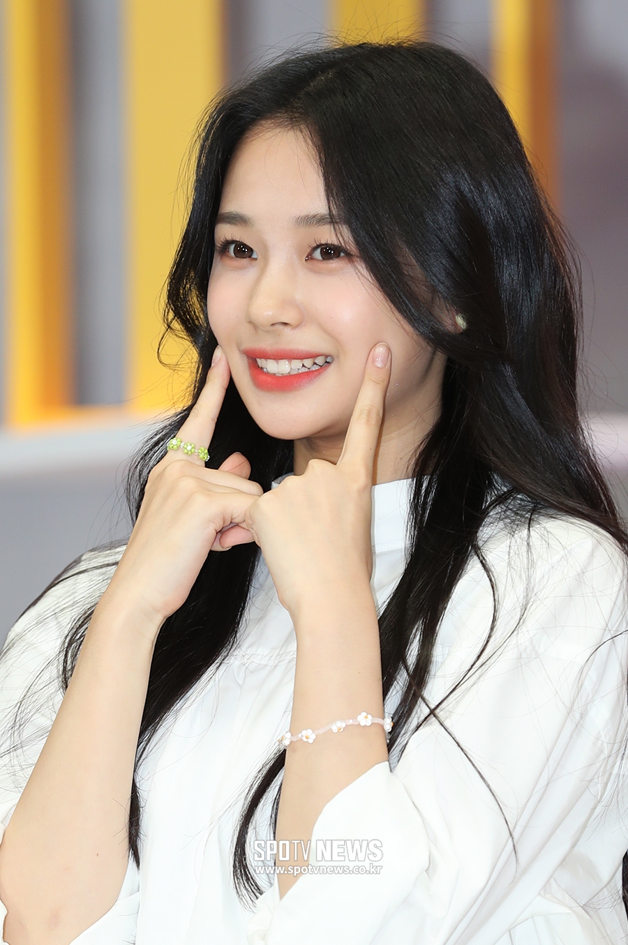[포토S] 위클리 지한, 큐티 청순