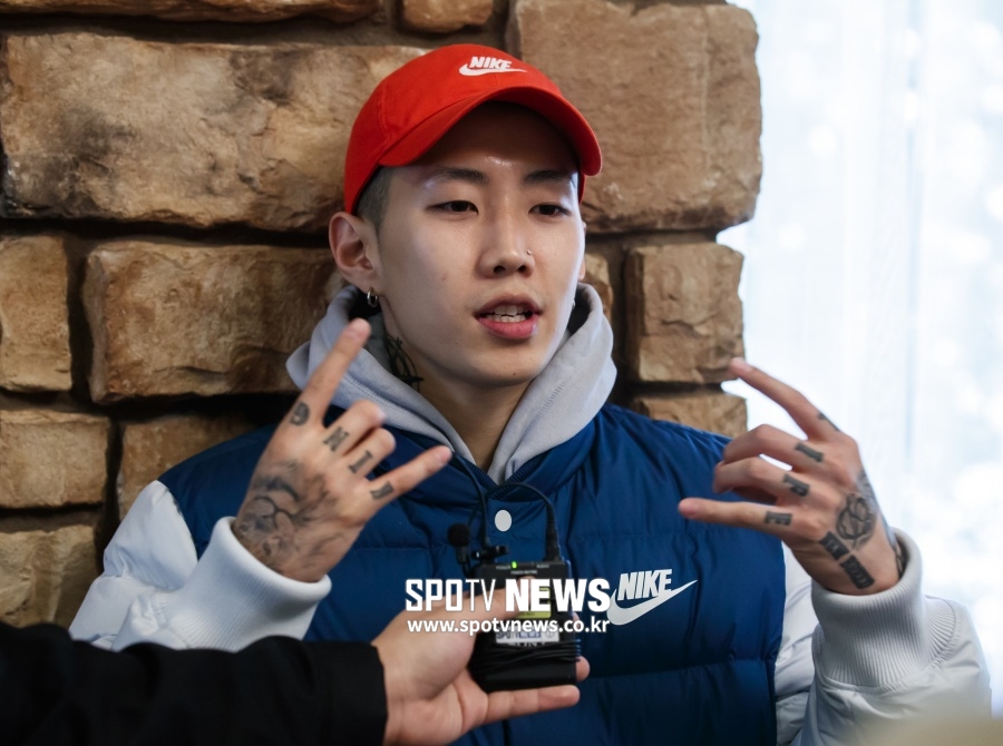 [오늘의 UFC(7/16)] UFC 챔프 "정찬성 친구(박재범) 한 대 더 맞아야겠어"