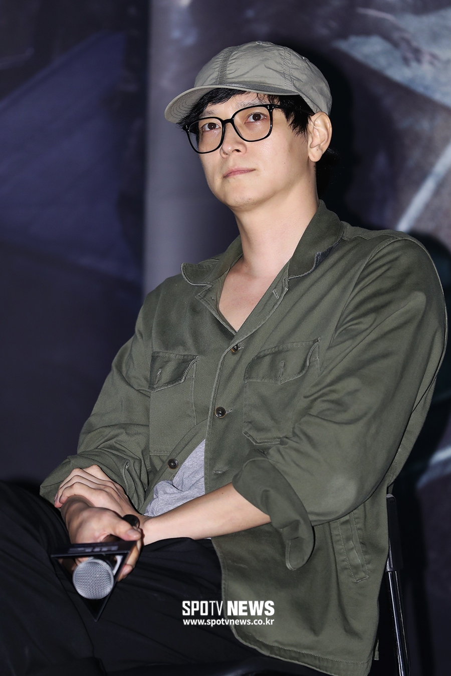 [포토S] 강동원, 40살 나이 무색한 방부제 비주얼