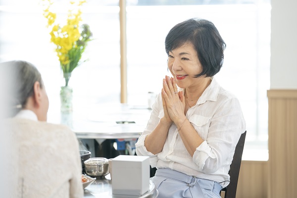 '밥먹다' 최진희 "母 사망 후 6년 공백…실어증+구안와사+의식불명"