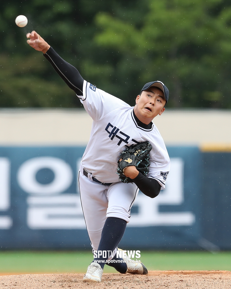 [포토S] 역투하는 대구고 이정수