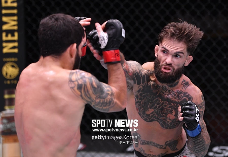 [오늘의 UFC(7/29)] 코디 가브란트 "플라이급 타이틀 도전권 달라"