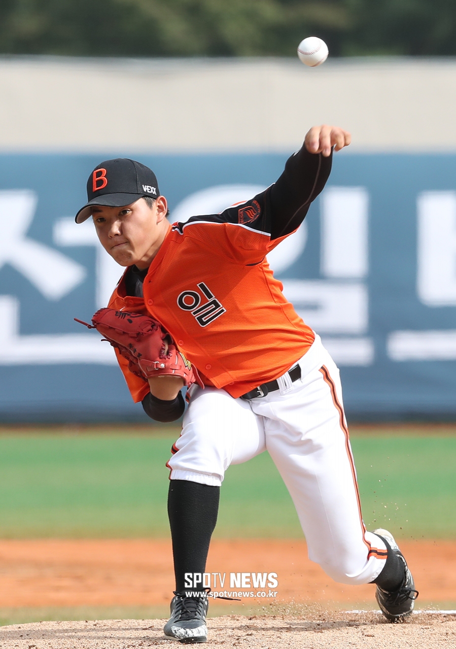 [포토S] 북일고 선발투수 이건호