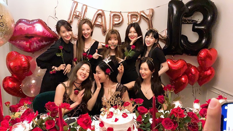 "지금도, 앞으로도, 영원히 소녀시대"…소녀시대, 데뷔 13주년 자축[종합]