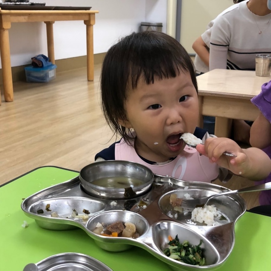 '장윤정♥'도경완, 딸 어린이집에 식비 더 내야하나…"귀여운 돼지토끼"