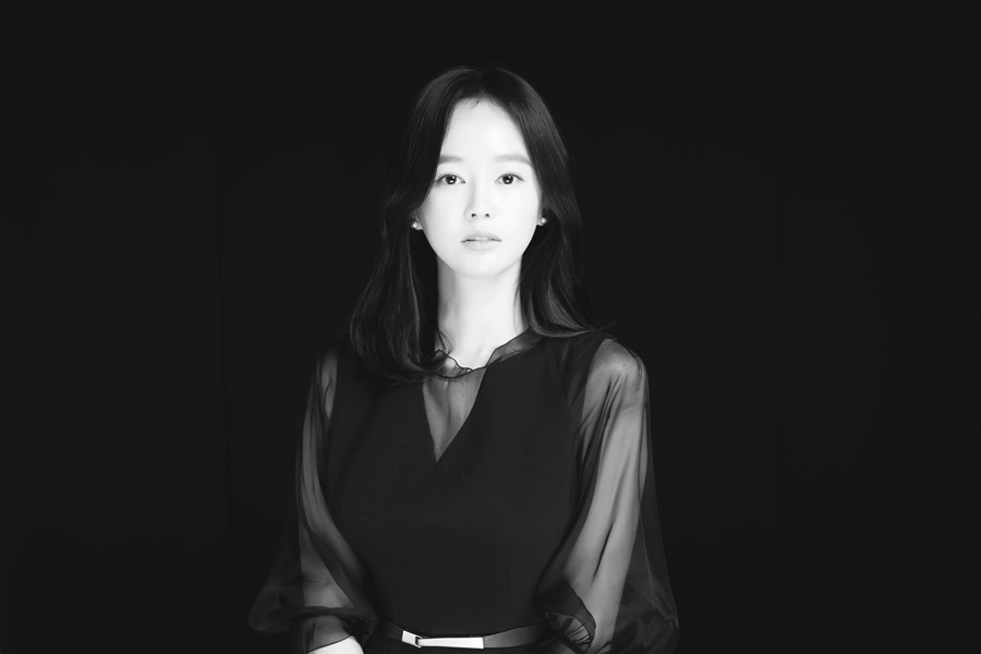 오초희, SBS '불새2020'으로 컴백…"인기 리메이크작 출연, 떨리고 기대 커"