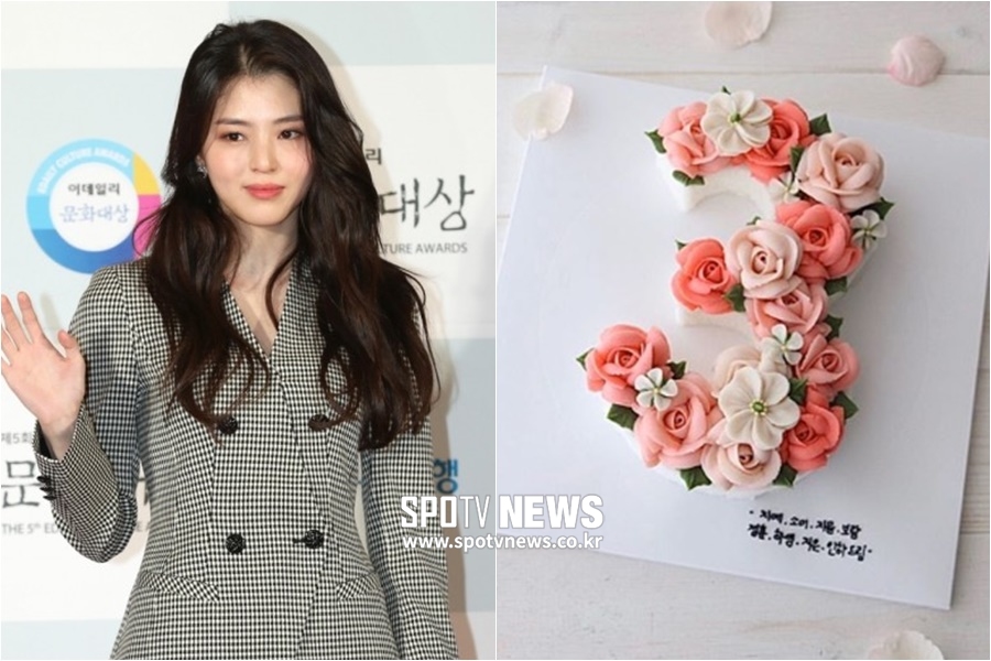 한소희, 母 '빚투' 논란 후 첫 근황…꽃 케이크로 데뷔 3주년 자축