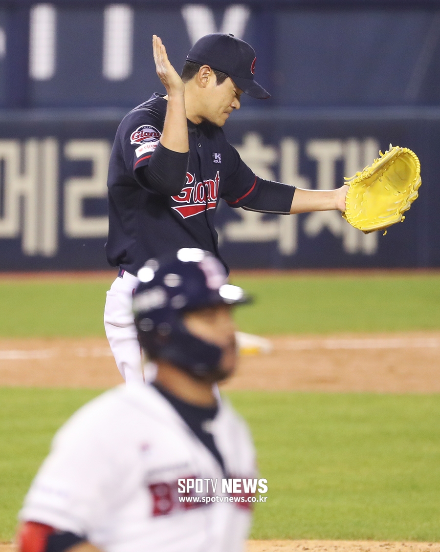 [포토S] 5회까지 무실점 호투 노경은, '좋았어!'