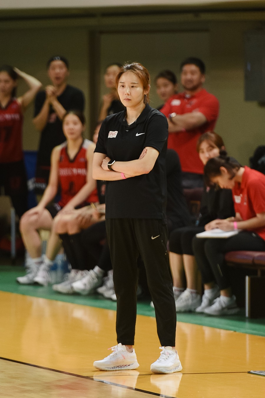 '새 시즌 기대↑' BNK 최윤아 코치 "성대결절까지 왔다"