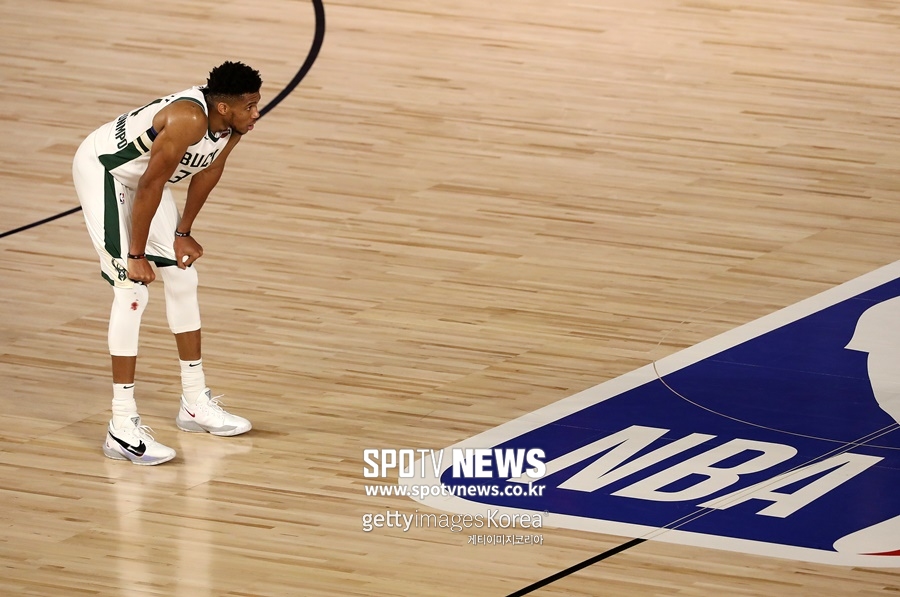 NBA 역사에 도전하는 밀워키…지금까지 0-3을 뒤집은 팀은 없었다