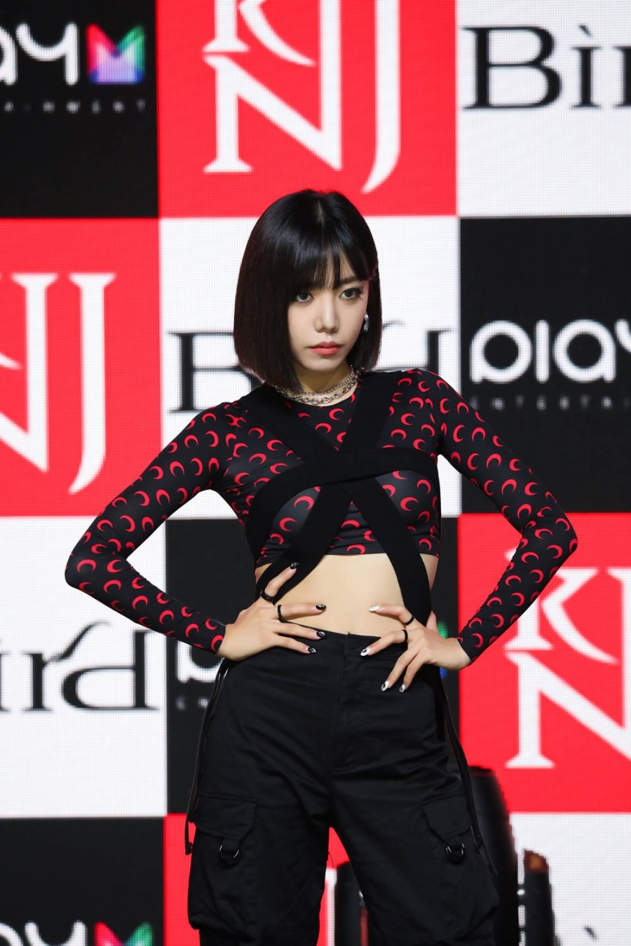 "강인한 여자 콘셉트, 이른바 '강녀'"…에이핑크 아닌 솔로 김남주로 날갯짓[종합]