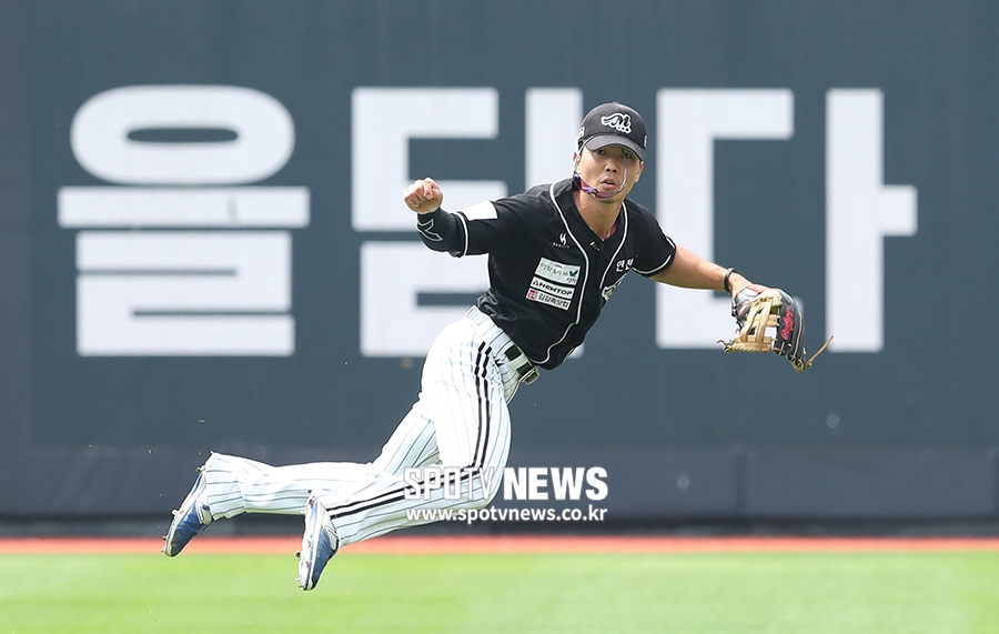 [포토S] 힘차게 송구하는 심종원