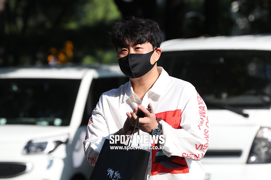 [포토S] '트바로티' 김호중, 오늘부터 사회복무요원