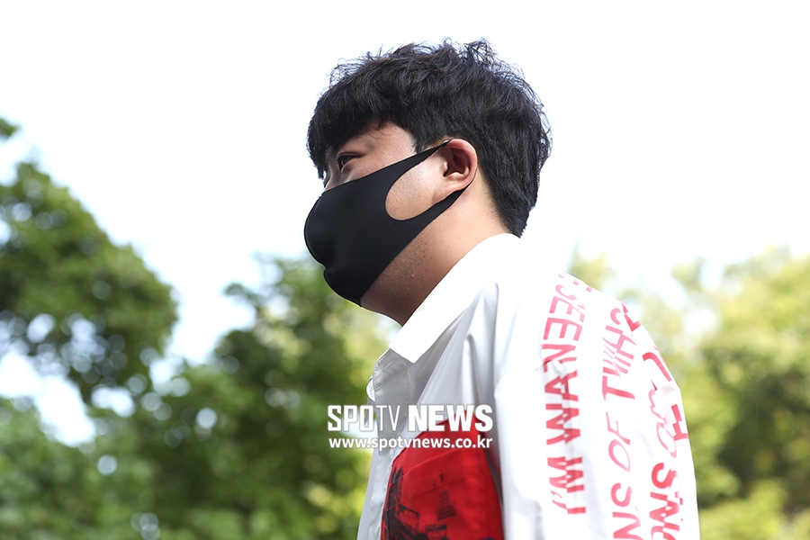 [포토S] 김호중, 잠시만 안녕