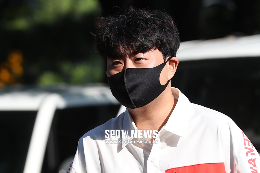 [포토S] 김호중, '이만 떠나겠소'