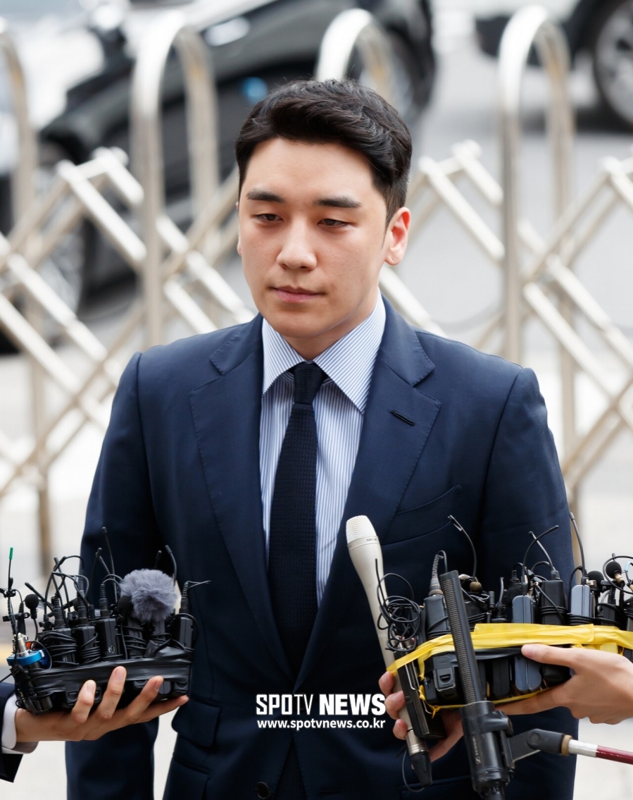 승리, 16일 군 법정 선다…성매매 알선-원정도박 등으로 첫 재판[종합]