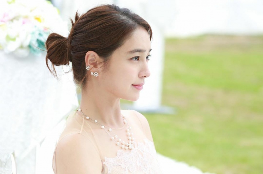 '이병헌♥' 이민정, 동생 결혼식서 드레스 입으니 '민폐 하객'…너무 예뻐[종합]