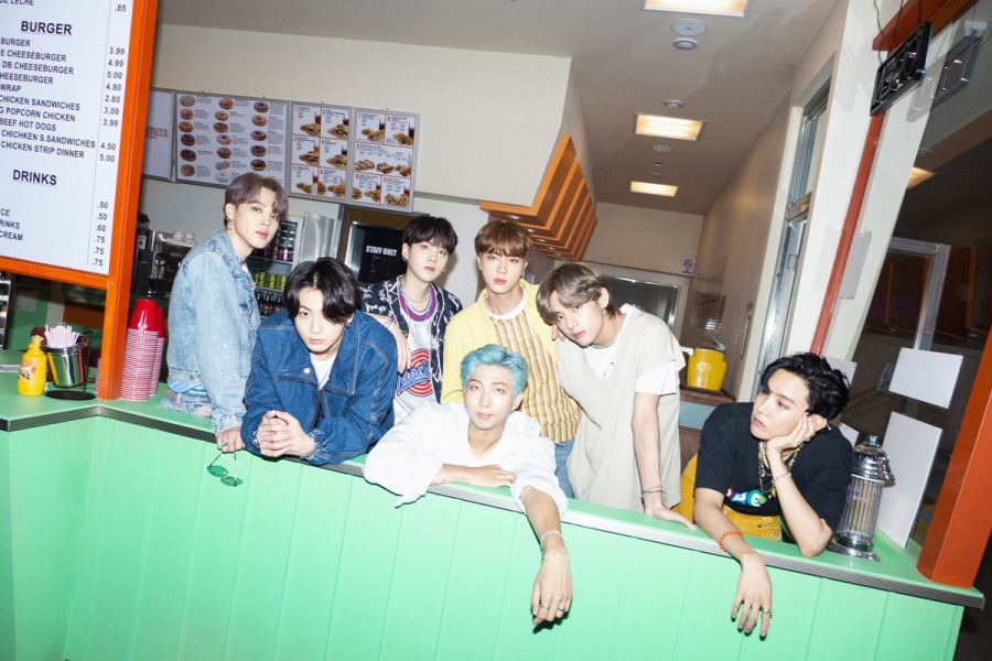 방탄소년단, 오늘(18일) '다이너마이트' 추가 리믹스 버전 4곡 공개[공식]