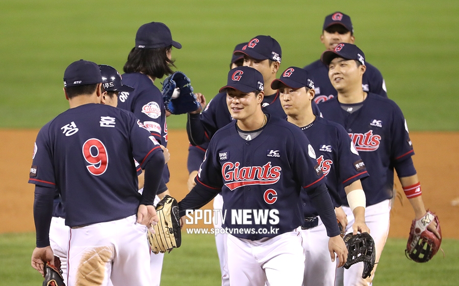 [포토S] 롯데, LG에 5-3 역전승!