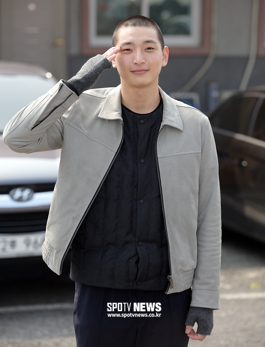 '♥경리' 정진운, 10월 7일 전역…"이번주 말년휴가, 복귀없이 제대"[공식입장]