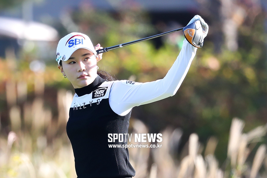 [포토S] 박수빈3, 스트레칭만 해도 화보