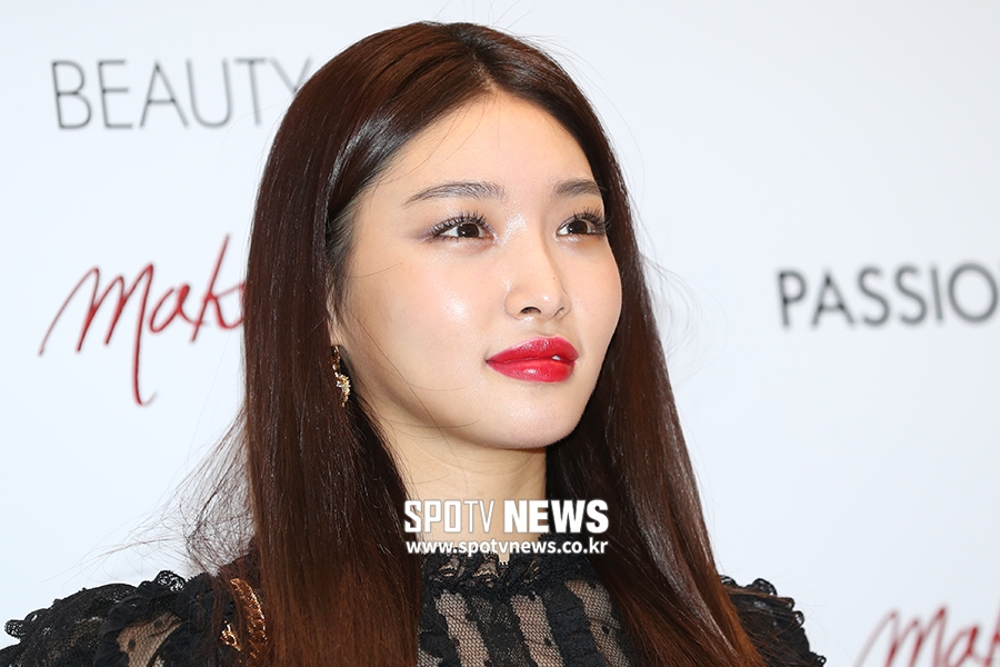 [포토S] 청하, 명품 콧날이 반짝