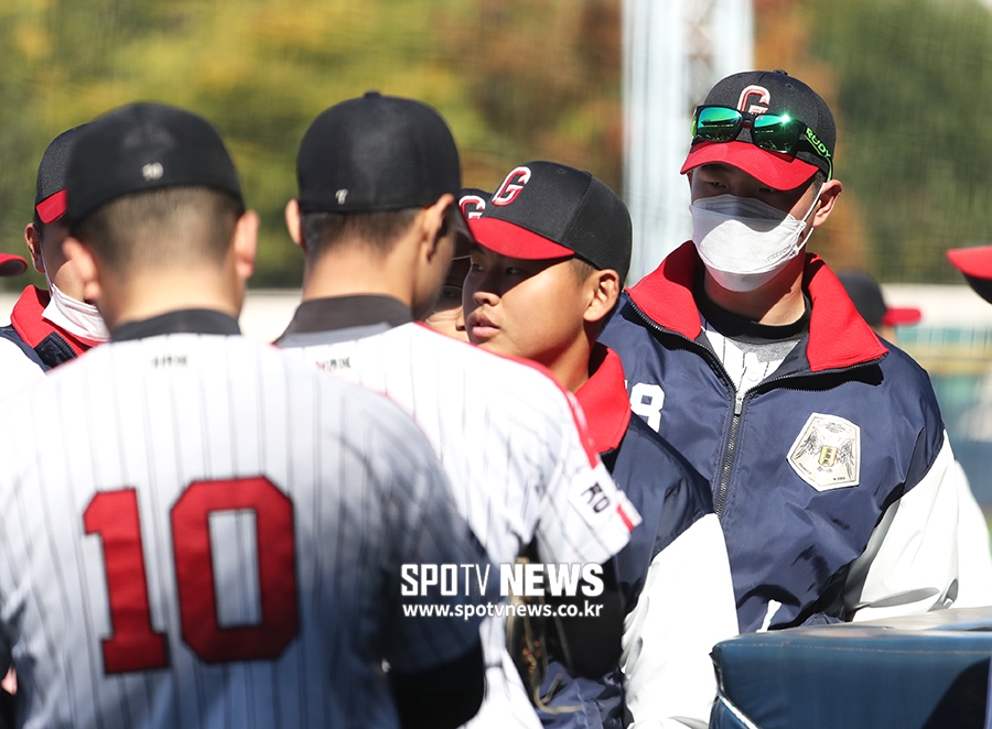 [포토S] '학폭 논란' 김유성, '마지막 봉황대기 뛰고 싶었지만'