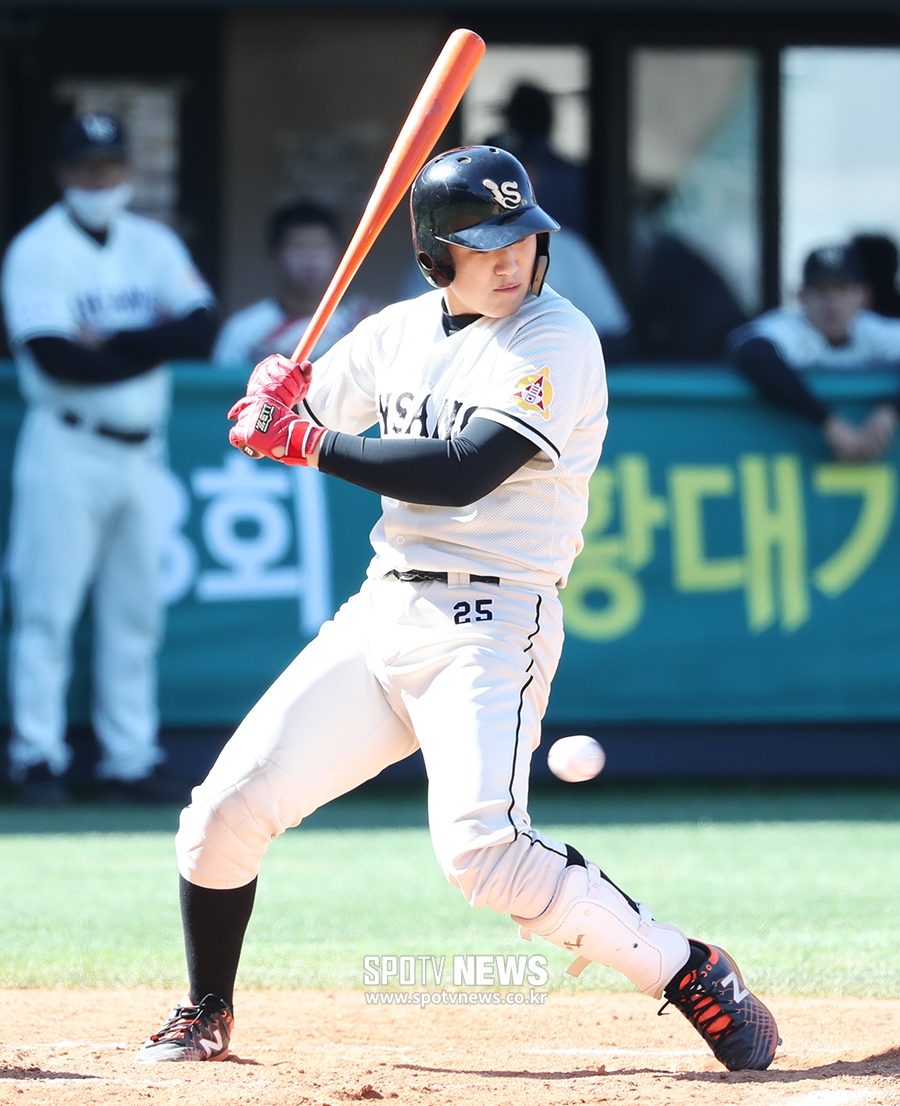 [포토S] 인상고 전희범, 몸에 맞는 볼
