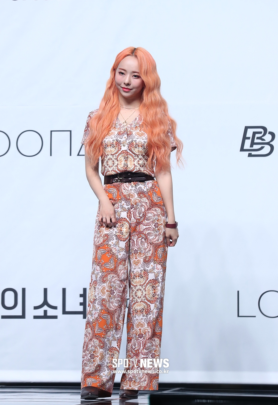 [포토S] '이달소' 비비, 화려한 의상 완벽히 소화