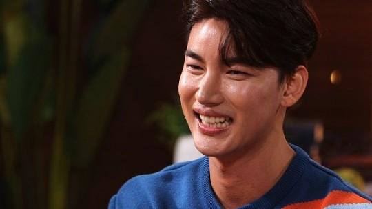 '밥먹다' 노지훈 "방탄소년단과 숙소 생활…제2의 비 꿈꾸며 나왔다"
