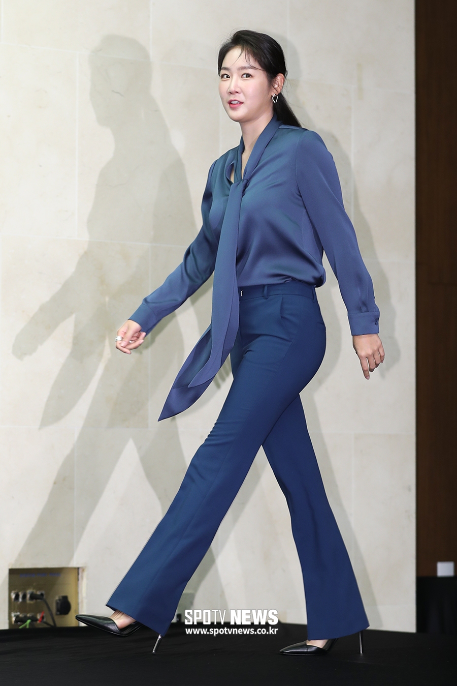 [포토S] 소유, 커리어 우먼 포스