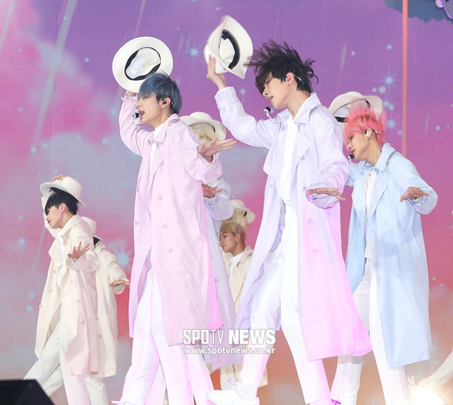 [포토S] TXT, '하늘에서 발견한 너와 나'