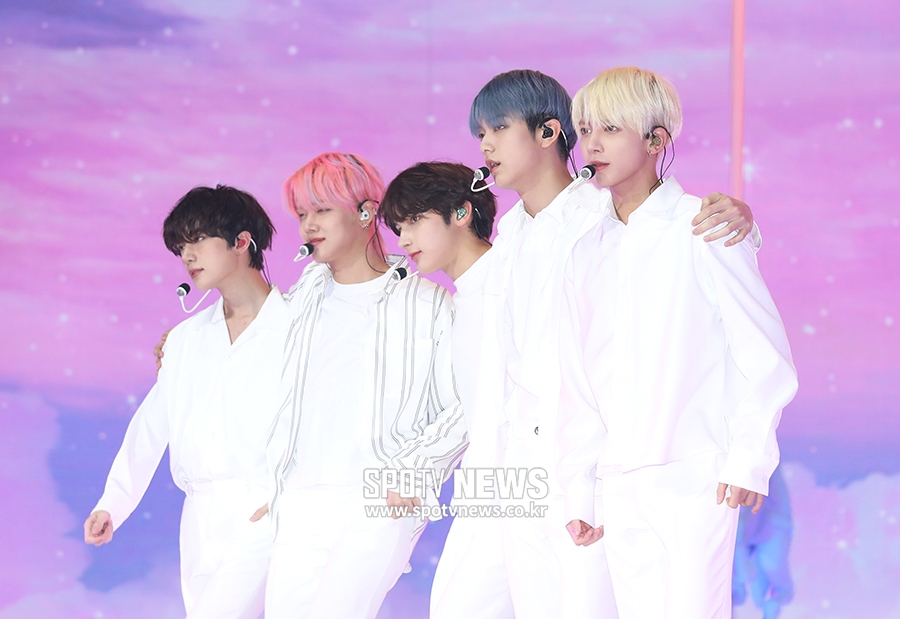 [포토S] TXT, '청량돌 나가신다'