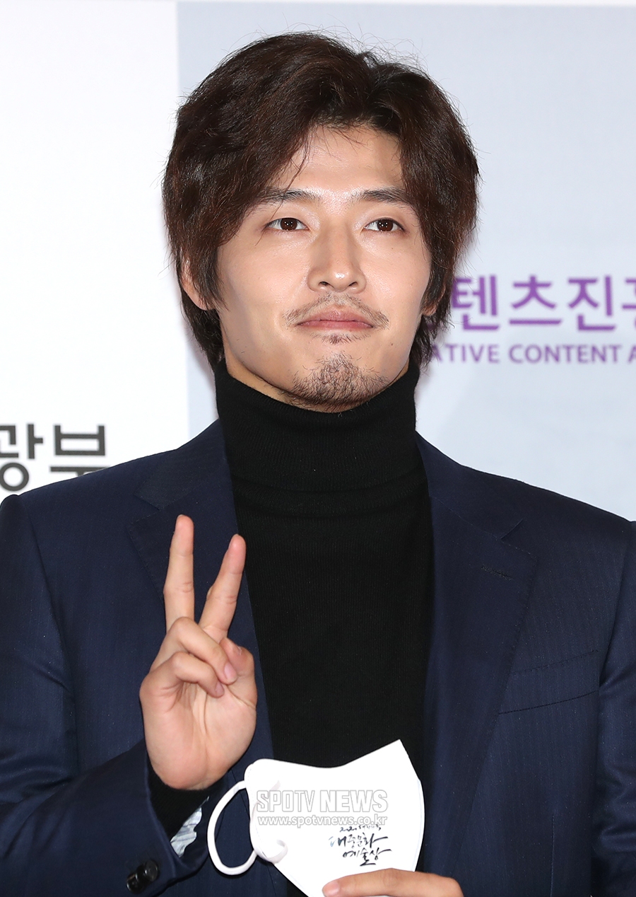 [포토S] 강하늘, 멋진 수염