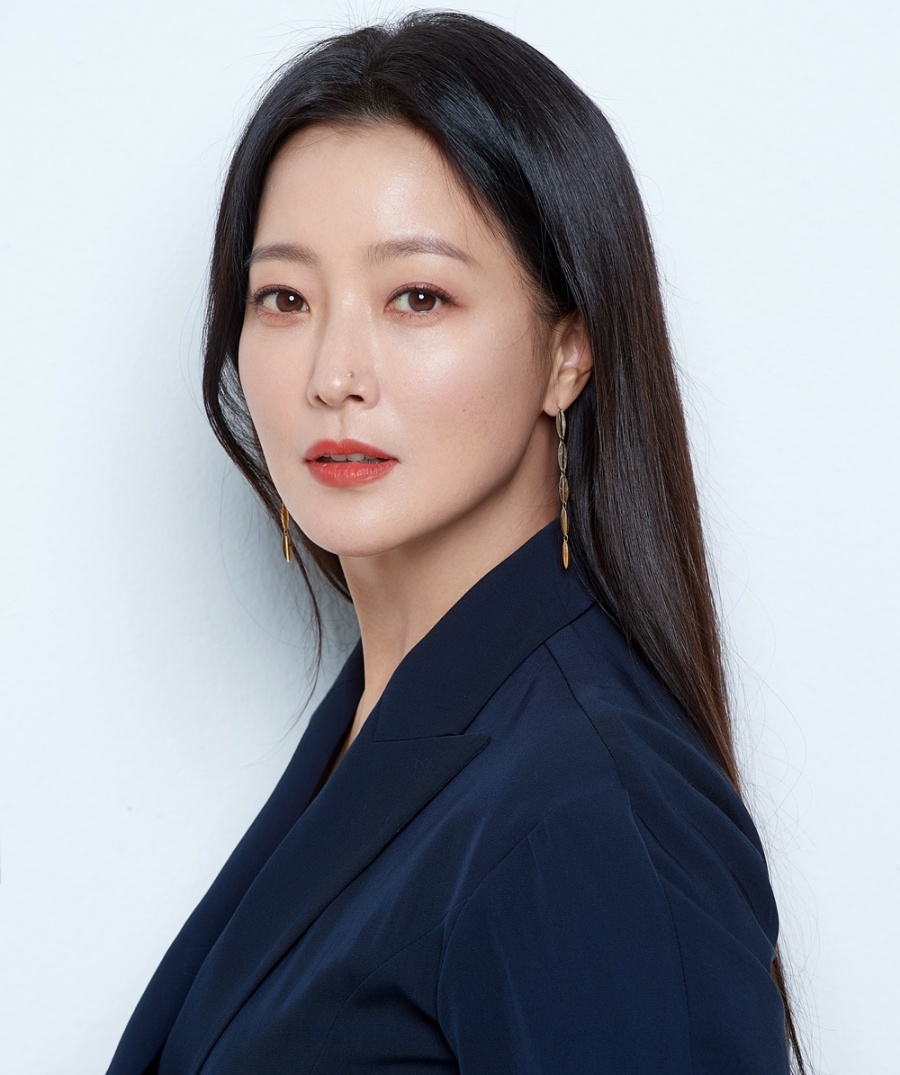 '앨리스' 김희선 "미모? 서른에 바닥나…20대 역할로 내 상황 인지"[인터뷰②]
