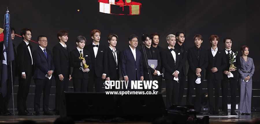 [포토S] 세븐틴, 국무총리 표창