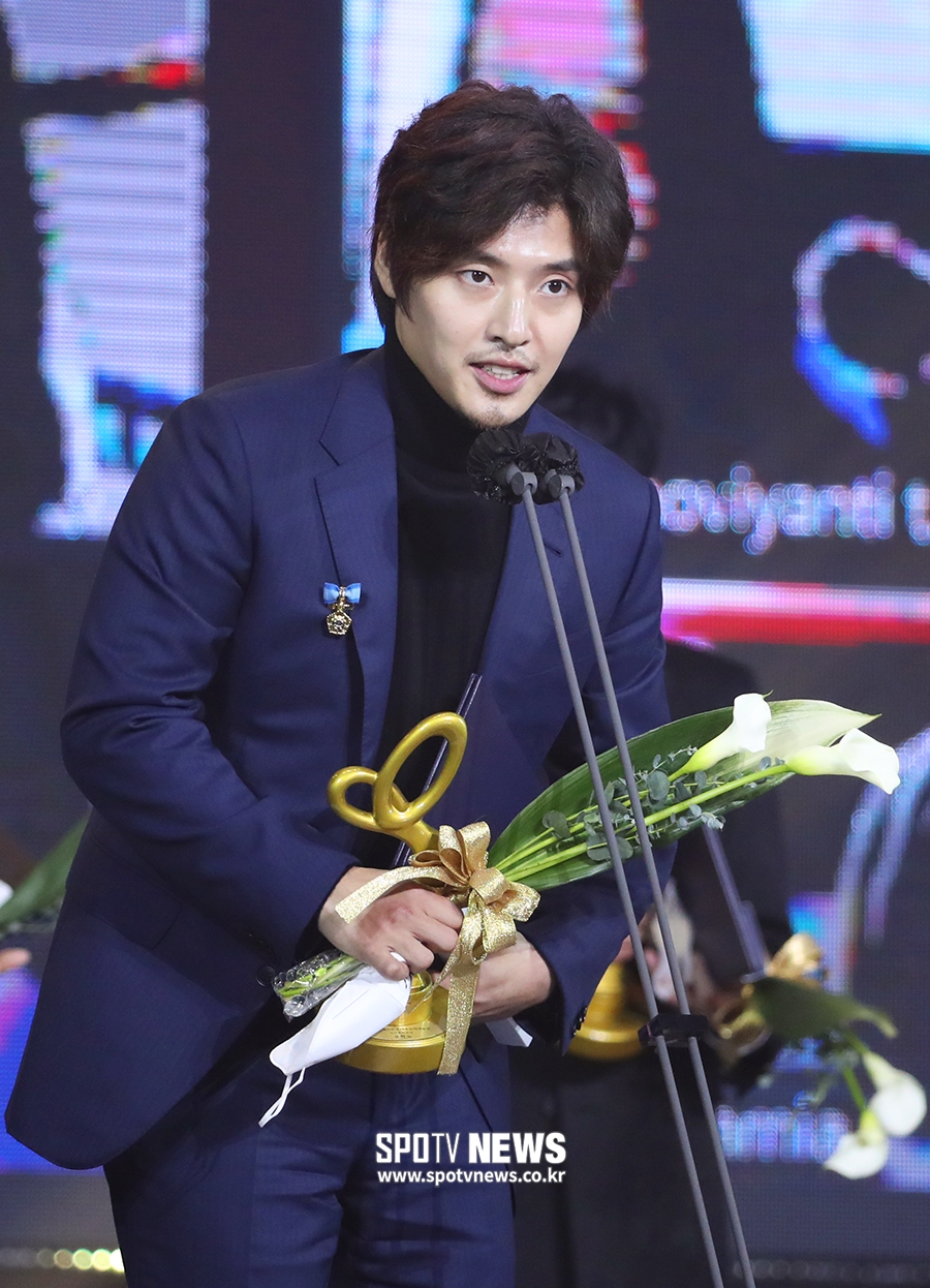 [포토S] 강하늘, 국무총리 표창
