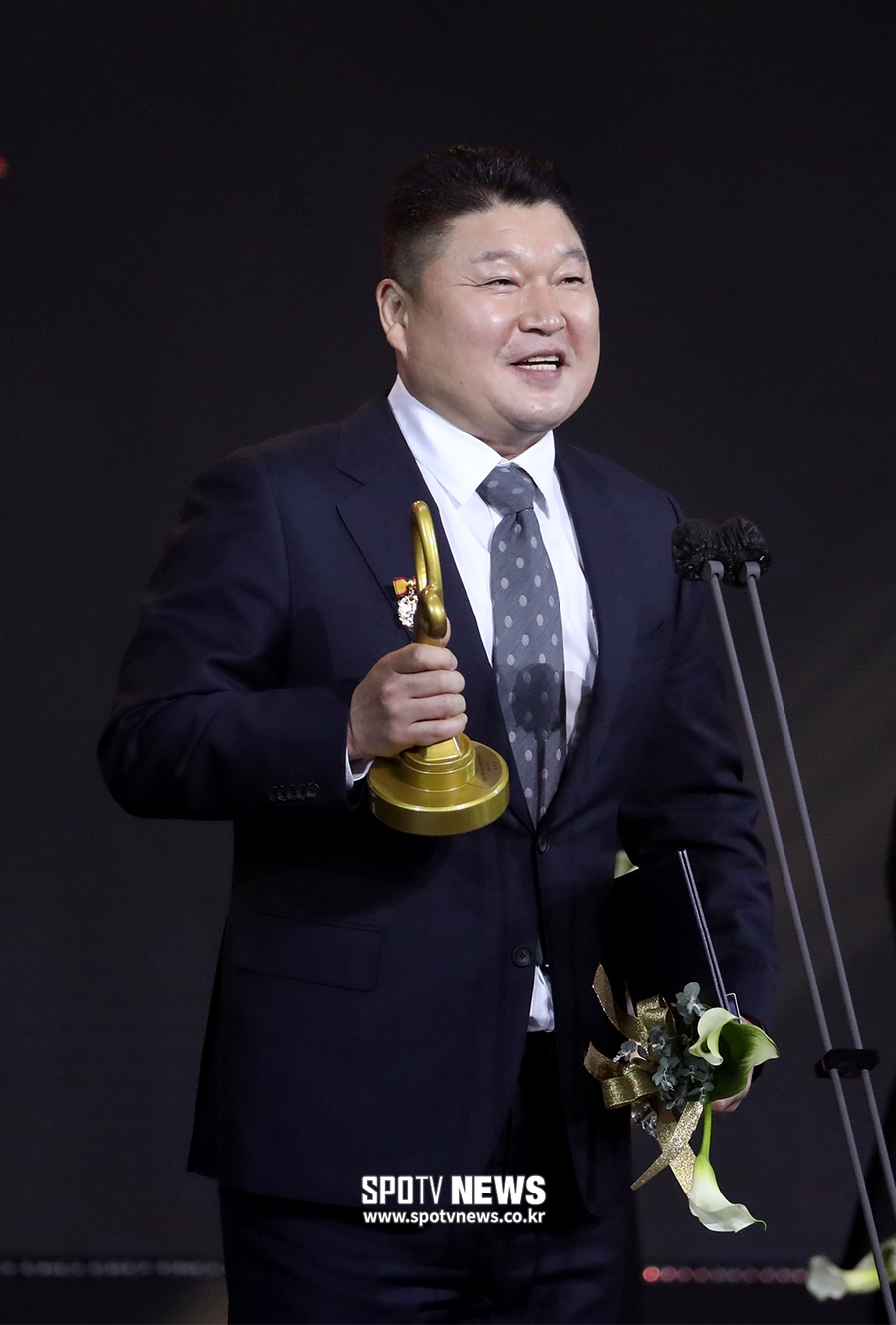 [포토S] 대통령 표창 받은 강호동