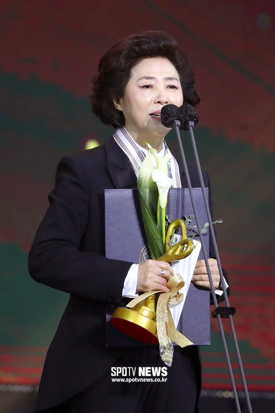 [포토S] 고두심, 은관 문화훈장 수훈