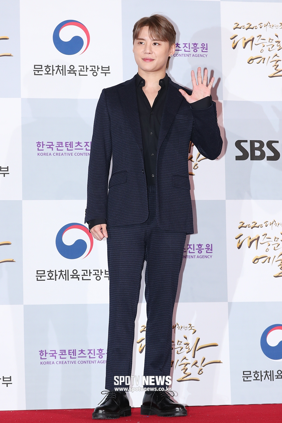 [포토S] 김준수, 완벽한 슈트핏