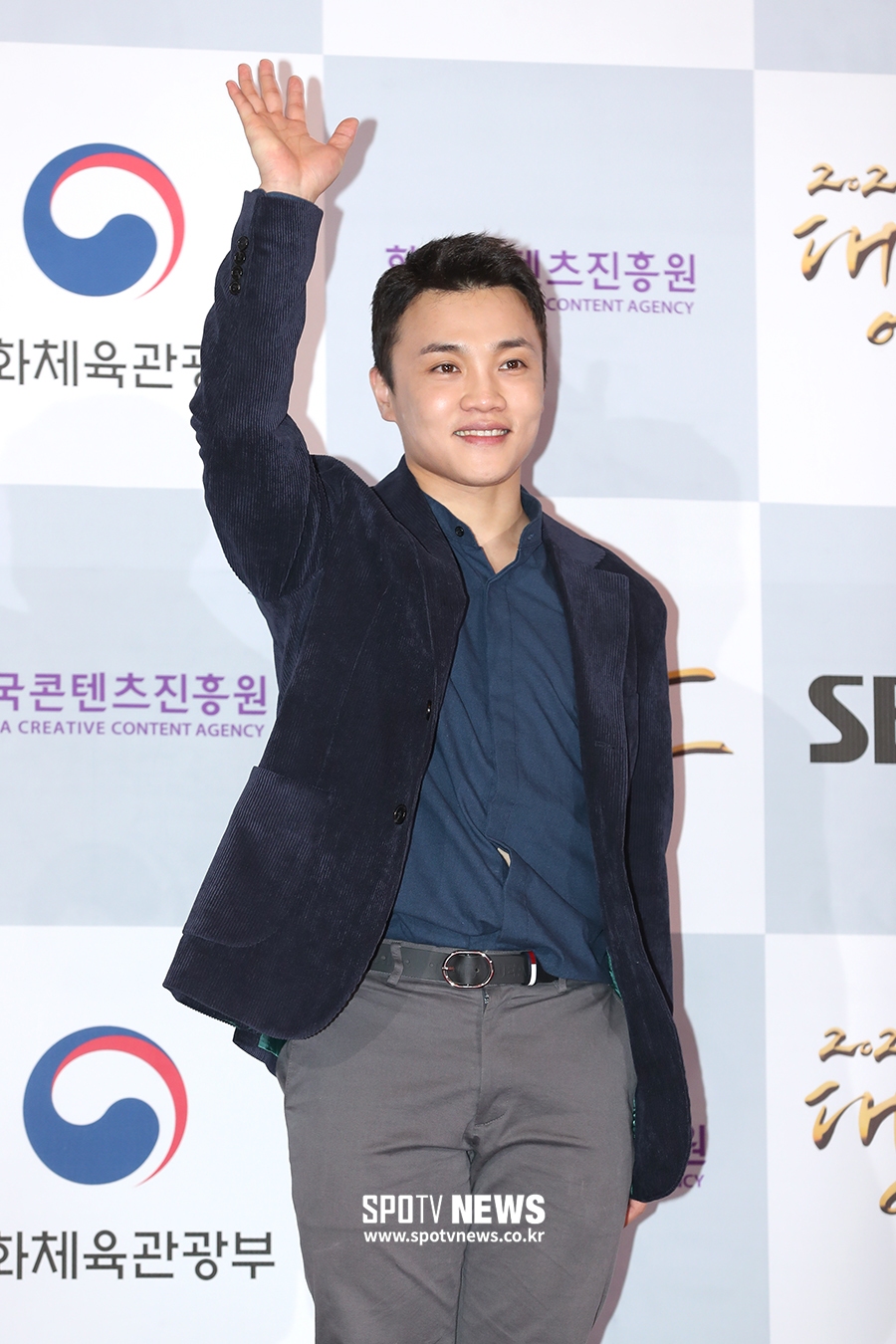 [포토S] 최영준, 인사도 댄스 느낌