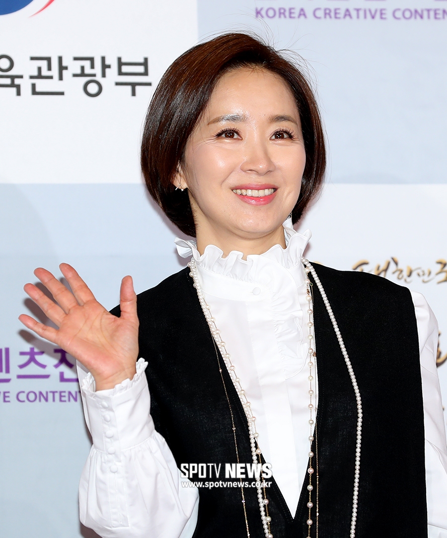 [포토S] 윤유선, 단아한 비주얼